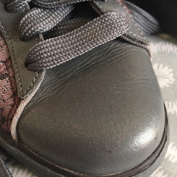 Vintage-looking Nike shoes!!! - Picture 4 of 6